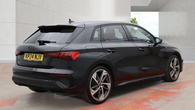 2024 Audi A3 Sportback 1.5 Black Edition 35 TFSI  150 PS S tronic