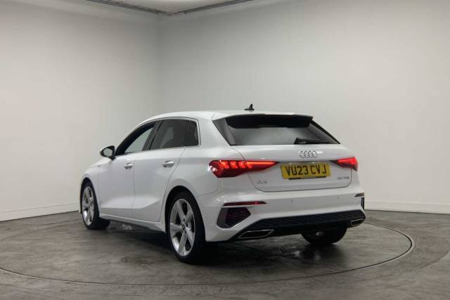 2023 Audi A3 Sportback 1.5 S line 35 TFSI  150 PS S tronic