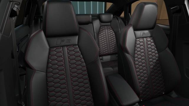 2026 Audi RS 3 Saloon AUDI RS 3 Saloon Carbon Vorsprung 400 PS S tronic