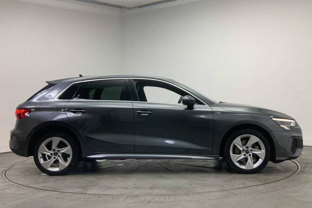 2023 Audi A3 Sportback 1.4 S line 40 TFSI e  204 PS S tronic