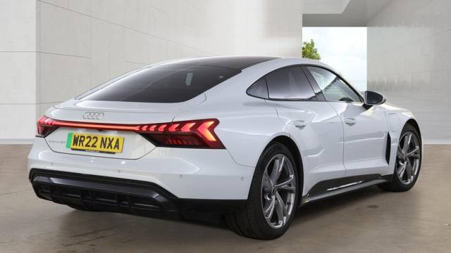 2022 Audi E-tron Gt GT    quattro 350,00 kW