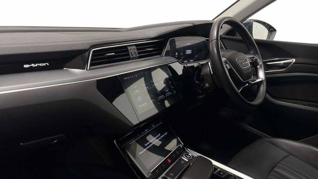 2023 Audi Q8 e-tron Sport 50 e-tron quattro 250,00 kW