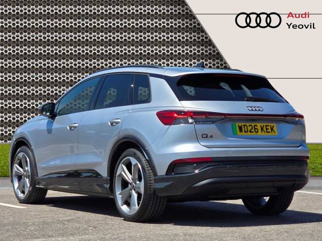 2026 Audi Q4 e-tron Q4  Black Edition 40 e-tron  150,00 kW