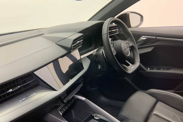 2024 Audi A3 Sportback 1.5 Black Edition 35 TFSI  150 PS S tronic