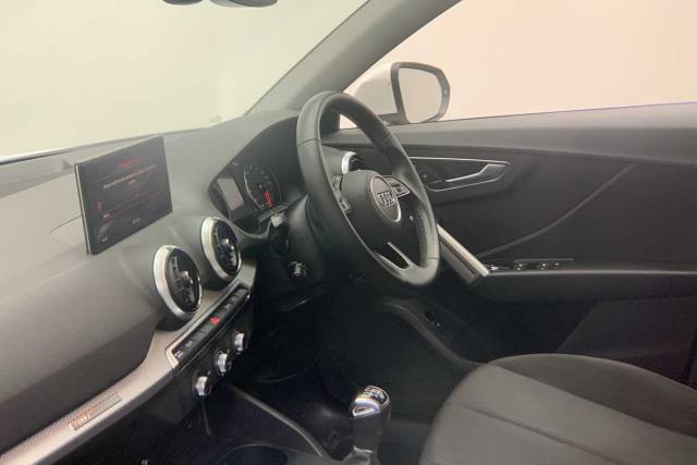 2022 Audi Q2 1.0 Technik 30 TFSI  110 PS 6-speed