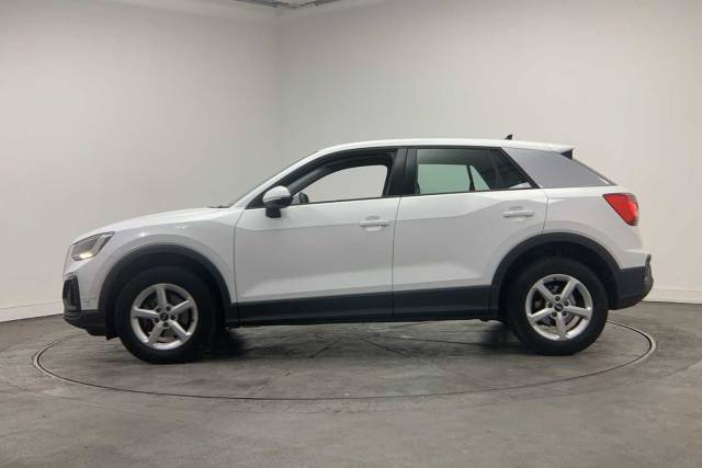 2022 Audi Q2 1.0 Technik 30 TFSI  110 PS 6-speed
