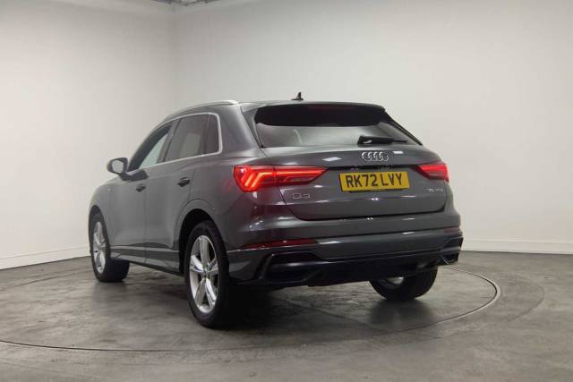 2022 Audi Q3 1.5 S line 35 TFSI  150 PS S tronic