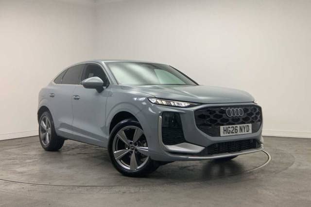 Audi Q3 Sportback 1.5 S line TFSI  150 PS S tronic 4x4 vehicle Petrol Arrow grey, pearl effect