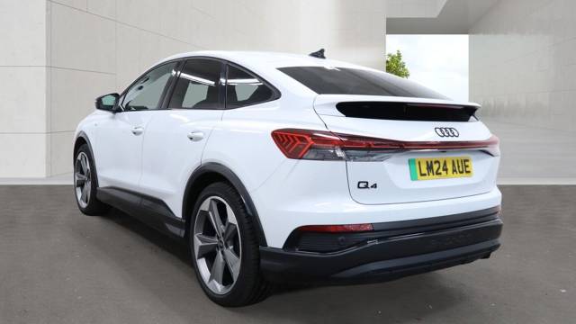 2024 Audi Q4 Sportback e-tron Q4 Sportback Black Edition 45 e-tron  210,00 kW