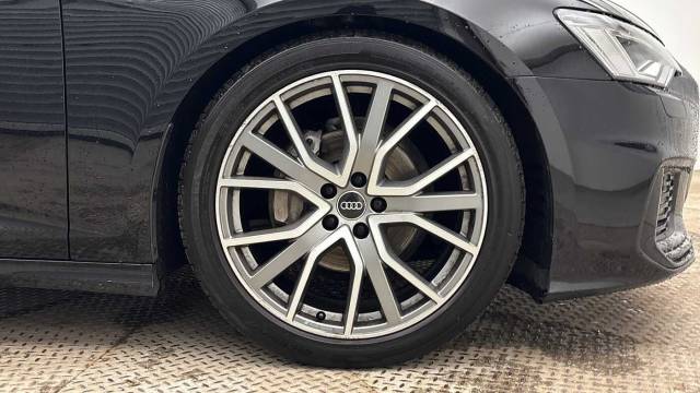2022 Audi A6 Saloon 2.0 Black Edition 40 TFSI  204 PS S tronic