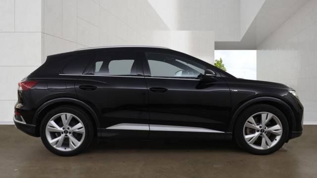 2023 Audi Q4 e-tron Q4  S line 40 e-tron  150,00 kW