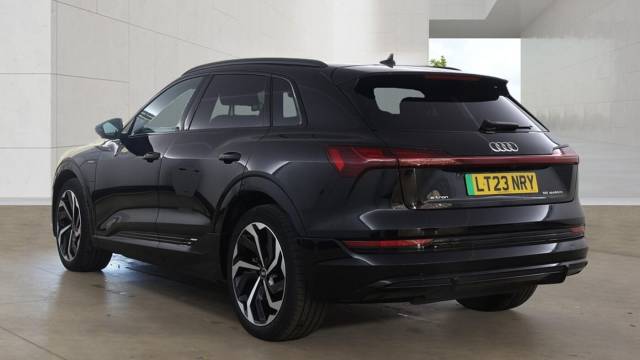 2023 Audi E-tron Black Edition 55 quattro 300,00 kW