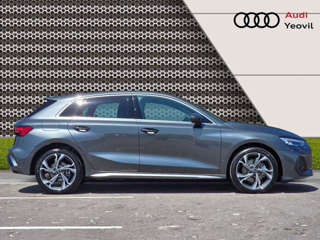2026 Audi A3 Sportback 1.5 S line TFSI e  204 PS S tronic