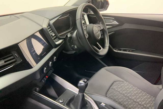 2022 Audi A1 Sportback 1.0 Sport 25 TFSI  95 PS 5-speed