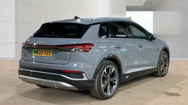 2022 Audi Q4 e-tron Q4  S line 40 e-tron  150,00 kW