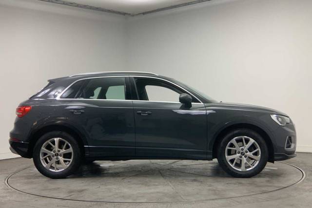 2024 Audi Q3 1.5 Sport 35 TFSI  150 PS S tronic