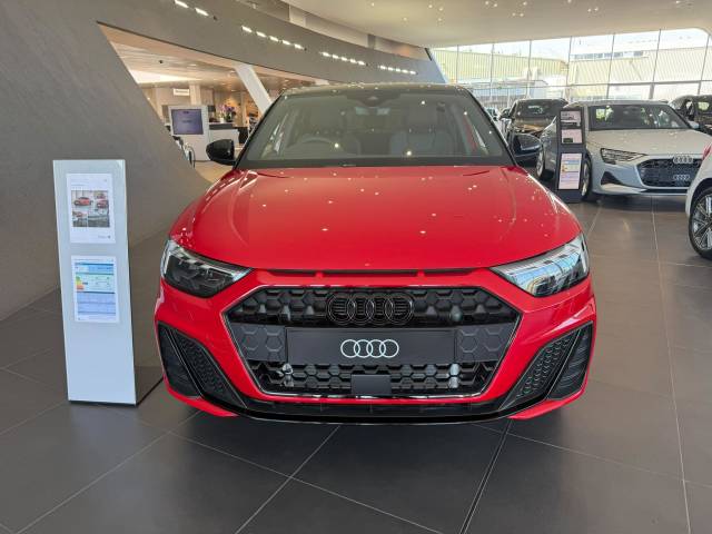 2026 Audi A1 Sportback 1.0 AUDI A1 Sportback Black Edition 30 TFSI 116 PS 6-speed
