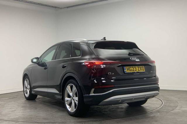 2023 Audi Q4 e-tron Q4  S line 40 e-tron  150,00 kW
