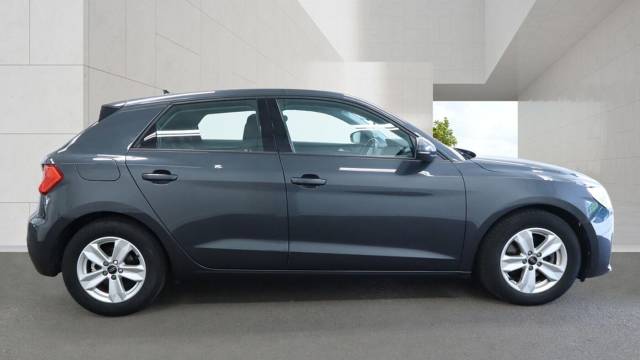 2023 Audi A1 Sportback 1.0 Technik 30 TFSI  110 PS 6-speed