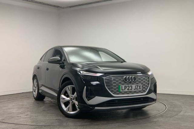 Audi Q4 Sportback e-tron Q4 Sportback S line 40 e-tron  150,00 kW 4x4 vehicle Electric Mythos black, metallic