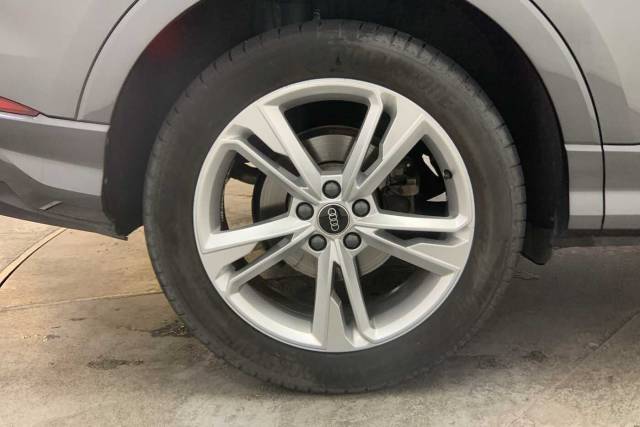 2024 Audi Q3 1.5 S line 35 TFSI  150 PS S tronic