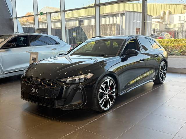 Audi S5 3.0 AUDI S5 Avant Black Edition TFSI 367 PS S tronic Estate Petrol Mythos black, metallic