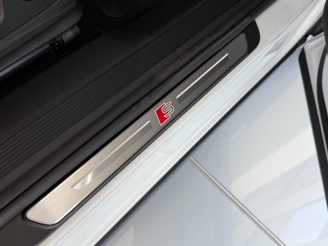 Audi Q4 Sportback e-tron AUDI Q4 Sportback Vorsprung e-tron performance 210,00 kW