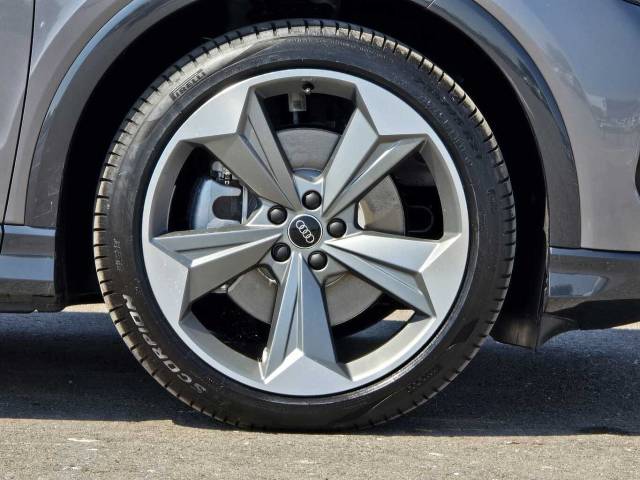 2026 Audi Q4 Sportback e-tron Q4 Sportback Black Edition 40 e-tron  150,00 kW