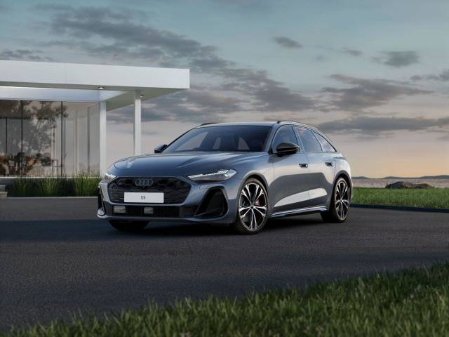 Audi S5 3.0 AUDI S5 Avant Black Edition TFSI 367 PS S tronic Estate Petrol Horizon blue,metallic