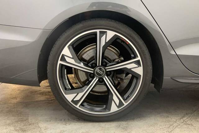 2024 Audi A4 Avant 2.0 Avant  40 TFSI  204 PS S tronic