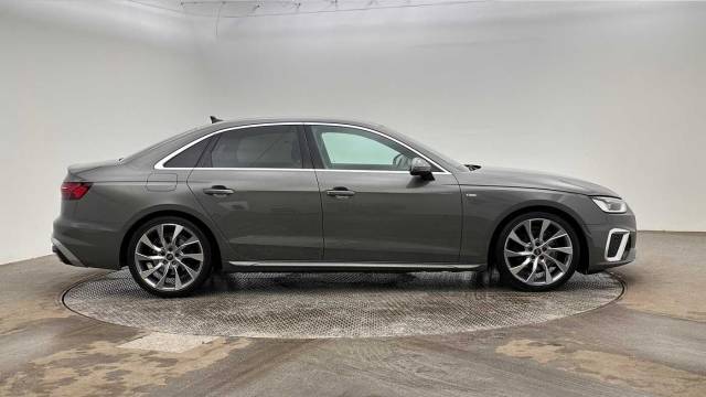 2022 Audi A4 Saloon 2.0 S line 35 TFSI  150 PS S tronic