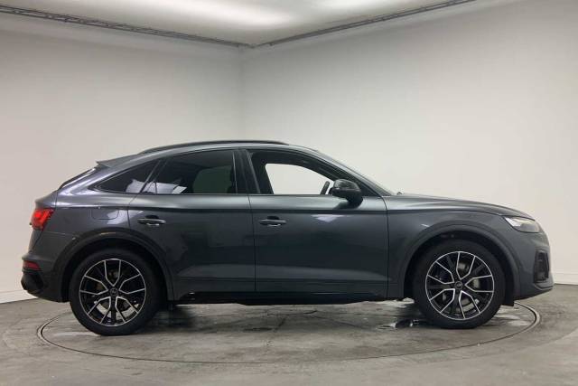 2025 Audi SQ5 Sportback 3.0 Black Edition TDI  341 PS tiptronic