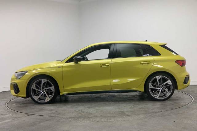 2023 Audi A3 Sportback 1.5 Black Edition 35 TFSI  150 PS S tronic