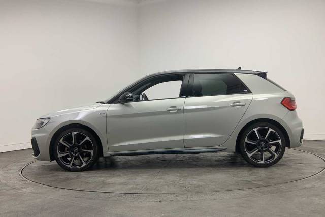 2023 Audi A1 Sportback 1.5 Black Edition 35 TFSI  150 PS S tronic