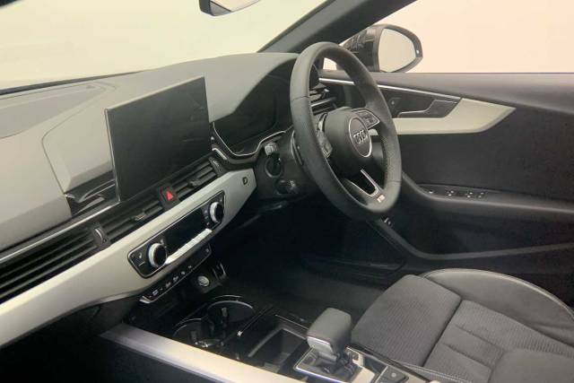 2024 Audi A5 Sportback 2.0 S line 40 TFSI  204 PS S tronic