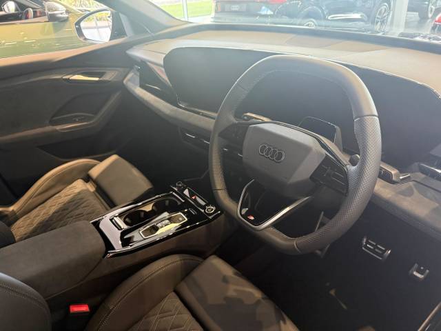 Audi Q6 Sportback e-tron AUDI Q6 Sportback Black Edition e-tron performance 225,00 kW
