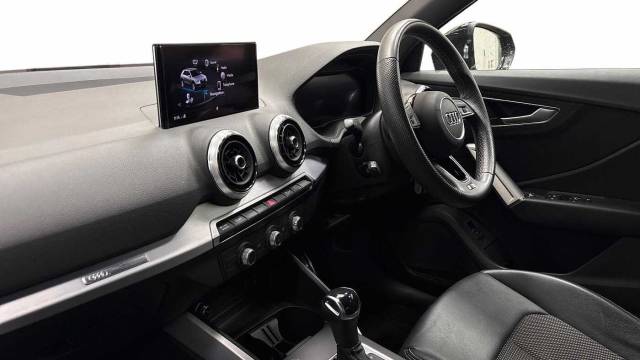 2022 Audi Q2 1.5 S line 35 TFSI  150 PS S tronic