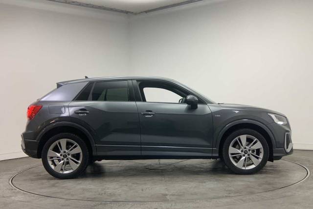 2026 Audi Q2 1.5 S line 35 TFSI  150 PS S tronic