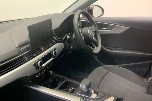 2023 Audi A4 Avant 2.0 Avant Technik 35 TFSI  150 PS S tronic