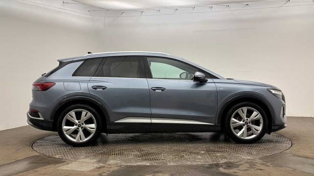 2023 Audi Q4 e-tron Q4  S line 35 e-tron  125,00 kW