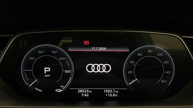 2023 Audi Q8 e-tron Sport 50 e-tron quattro 250,00 kW
