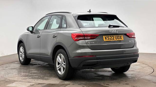 2022 Audi Q3 1.5 Technik 35 TFSI  150 PS 6-speed