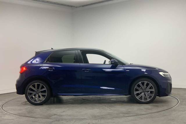 2026 Audi A1 Sportback 1.0 S line 25 TFSI  95 PS S tronic