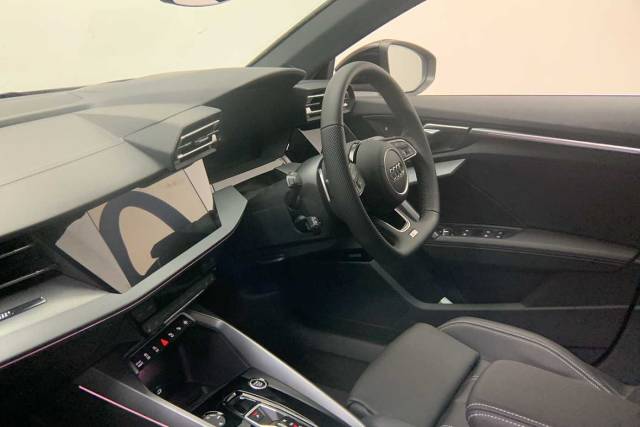 2026 Audi A3 Saloon 1.5 S line TFSI  116 PS S tronic