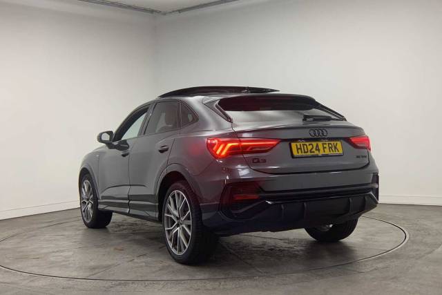 2024 Audi Q3 Sportback 1.5 Black Edition 35 TFSI  150 PS S tronic