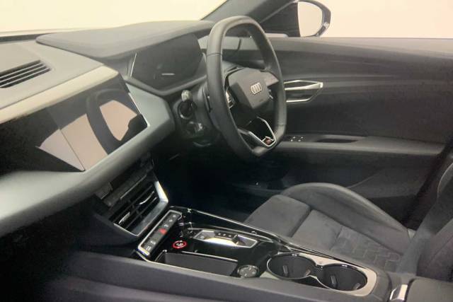 2024 Audi E-tron Gt 435,00 kW