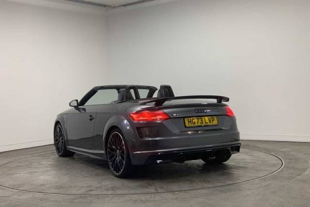 2023 Audi TT Roadster 2.0 Black Edition 45 TFSI quattro 245 PS S tronic