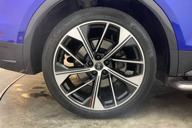 2021 Audi Q5 2.0 Vorsprung 40 TDI quattro 204 PS S tronic