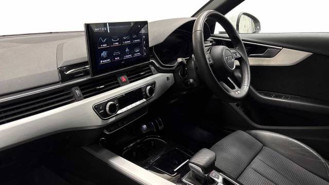 2022 Audi A4 Avant 2.0 Avant S line 35 TDI  163 PS S tronic