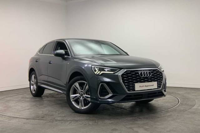 Audi Q3 Sportback TFSI e 1.4 (O) S line 45 TFSI e  245 PS S tronic 4x4 vehicle Hybrid Daytona Grey Pearl Effect